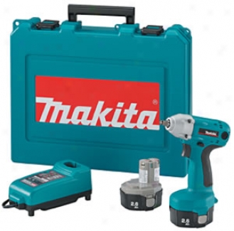 Makita 14.4v Cordless 3/8'' Impact Wrench With Led Light Kit W/2 Nicad Batteries