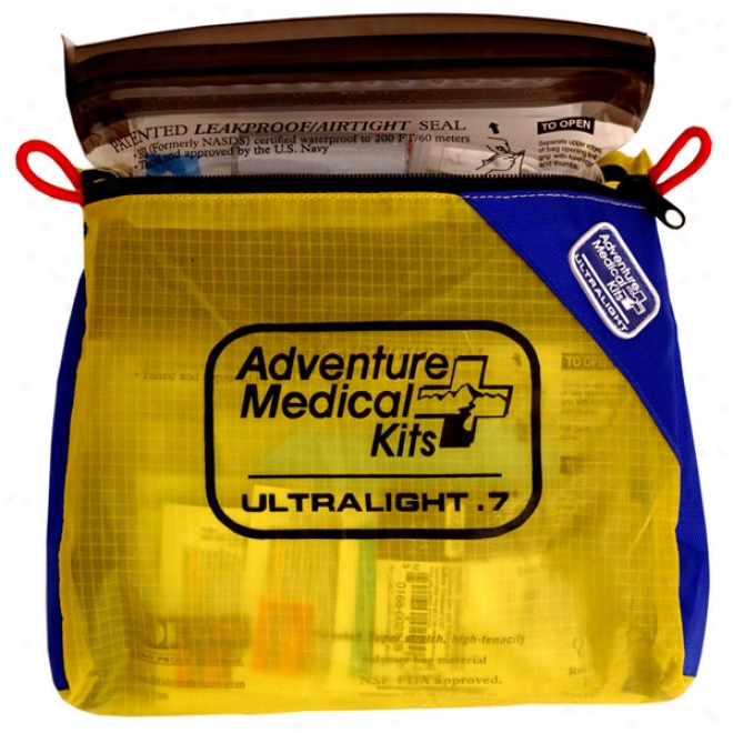 Ultralight And Watertight 7oz First-aid Kit